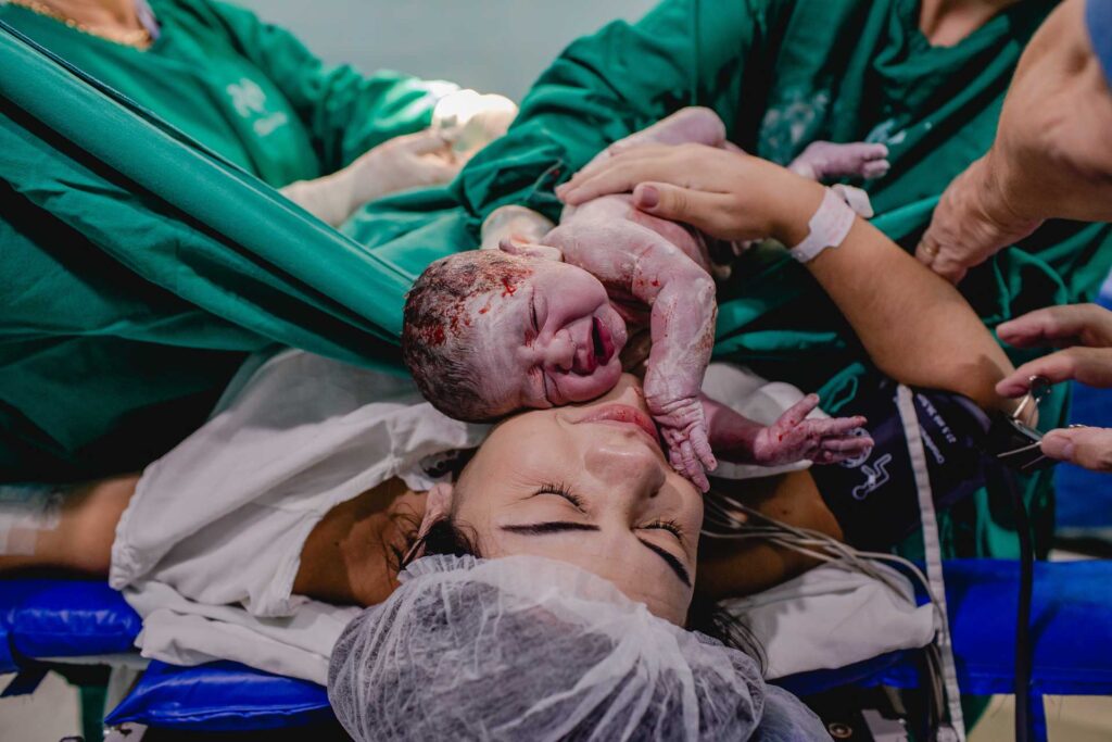 nascimento da beatriz em cruzeiro sp fotografo de Parto Lorena Cruzeiro Guaratinguetá